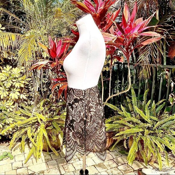 Express Eyelash Lace Overlay Skirt & Tank Set - Picture 10 of 15